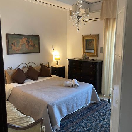 B&B Maria Наполи Екстериор снимка